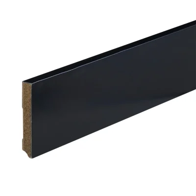 Co-pro gelakte plint amsterdam zwart RAL 9005 90x15