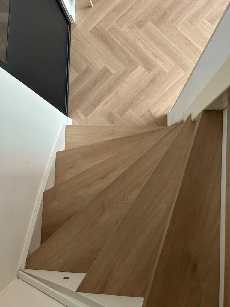 Floer Trap Overzettreden - Onbehandeld Eiken Dubbeltrede 138 cm
