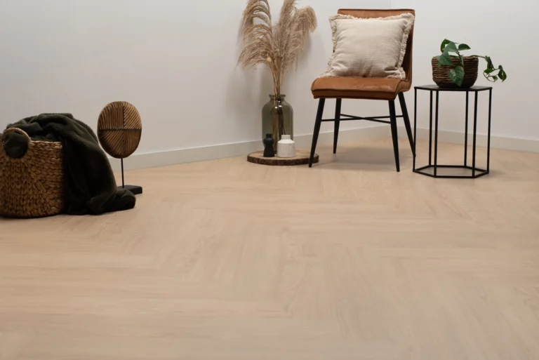 Floer Hybride Laminaat Walvisgraat - Humphrey Hazelbruin