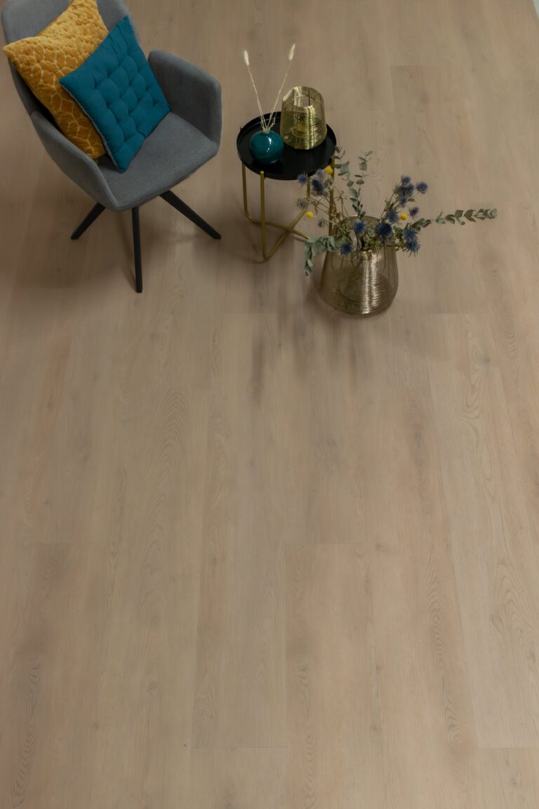 Mystiq 2803 (rigid click)