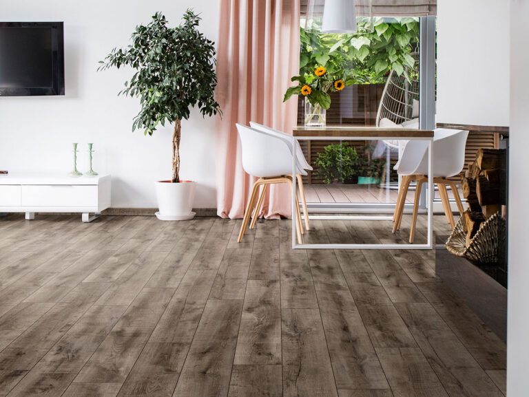 Elegant donker eiken