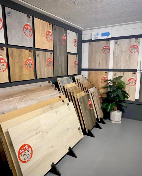 Showroom Vloeren Bazaar in Parallelweg 33