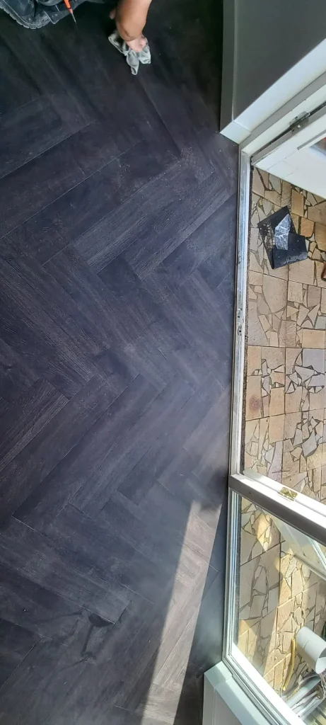 Woning 3 – Visgraat vloer leggen 5